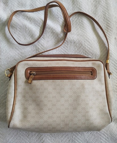 Borsa a tracolla Gucci GG vintage monogramma beige marrone chiaro pelle in PVC