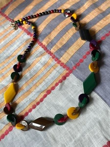 Halskette Bunt Leicht Modernist Geometrischer Stil Kunst Primärfarben - Bild 1 von 3