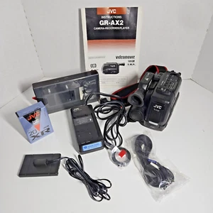 JVC COMPACT VHS VIDEOMOVIE GR-AX2 CAMERA-RECORDER-PLAYER FOR PARTS/REPAIR - Picture 1 of 15