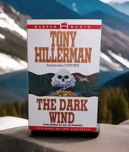 Harper Audio: The Dark Wind by Tony Hillerman Audiobook -1993 -AUDIO CASSETTES - Picture 1 of 12