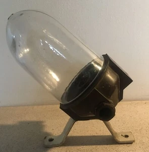 Ancienne lampe murale bakélite d'usine old bakelite lamp alte Lampe aus Bakelite - Picture 1 of 3