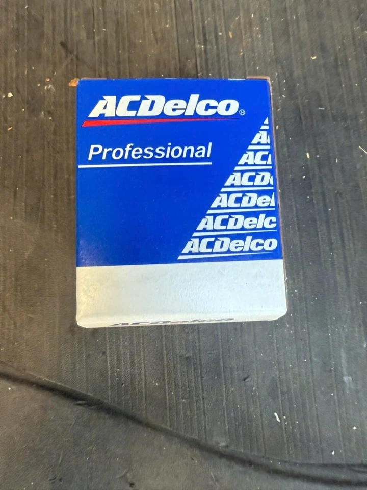 Direct Ignition Coil Boot 16116 For 2004-2009 Buick Saturn Saab GMC & Chevrolet - Image 1 of 2