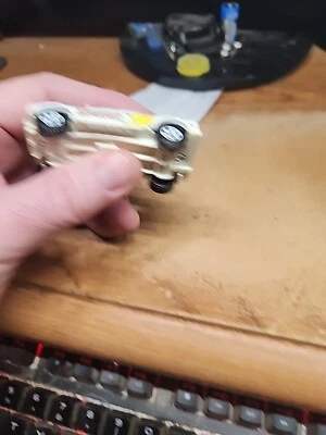 MATCHBOX SPONGEBOB Construction EMERGENCY RESCUE 4x4 ∞ white ∞LOOSE - Image 1 of 4