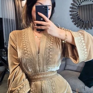 Moroccan Custom Made Beige Velvet Caftan,Elegant Handmade Dress with Embroidery - Picture 1 of 6