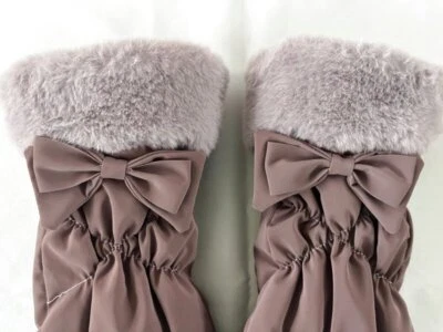 Womens Winter Gloves Weatherproof Touchscreen Biking Skiing & Outdoor Activities - Image 1 of 4