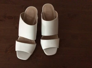 WOMEN BRAND NEW LEATHER MULE SANDALS IN IVORY COLOUR SIZE 7.5 EUR 41 - Picture 1 of 9