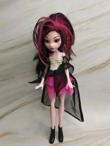 Muñeca Monster High Draculaura 2008 - Imagen 1 de 6