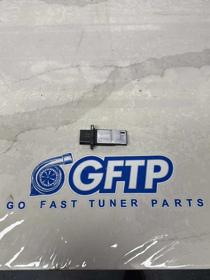 2010 - 2015 Chevrolet Camaro SS OEM Mass Airflow Sensor MAF 15865791 LS3 - Image 1 of 4