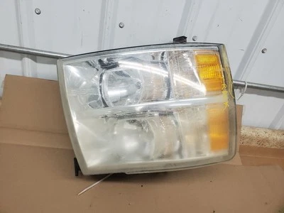Passenger Right Headlight Fits 07-14 SILVERADO 2500 PICKUP 295833 - Image 1 of 4