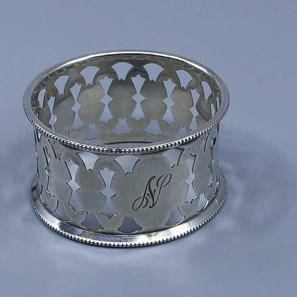 Antiguo anillo de servilleta de plata esterlina reticulado con cuentas Gorham inicial "N"  Foto 1 de 4