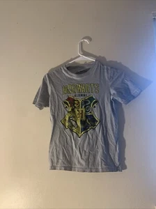 Harry Potter Wizarding World Boy's Hogwarts Alumni Crest T-Shirt Gray Size 8 - Picture 1 of 3