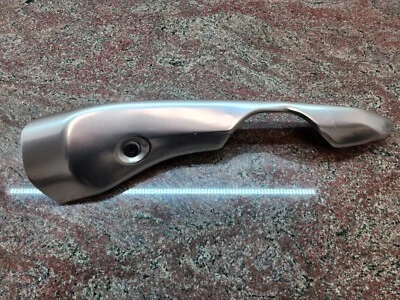 Protector térmico de escape OEM 14190-10L00 2016-2023 Suzuki Hayabusa GSX1300R Foto 1 de 4