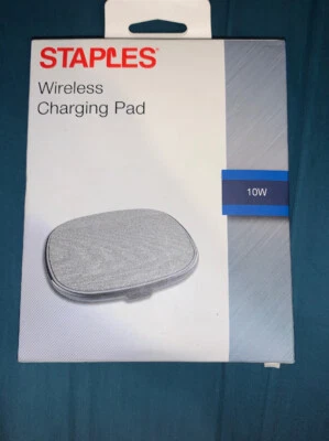 Staples Qi Wireless Charging Pad 10w for iPhone / Android (53356) - Image 1 of 2