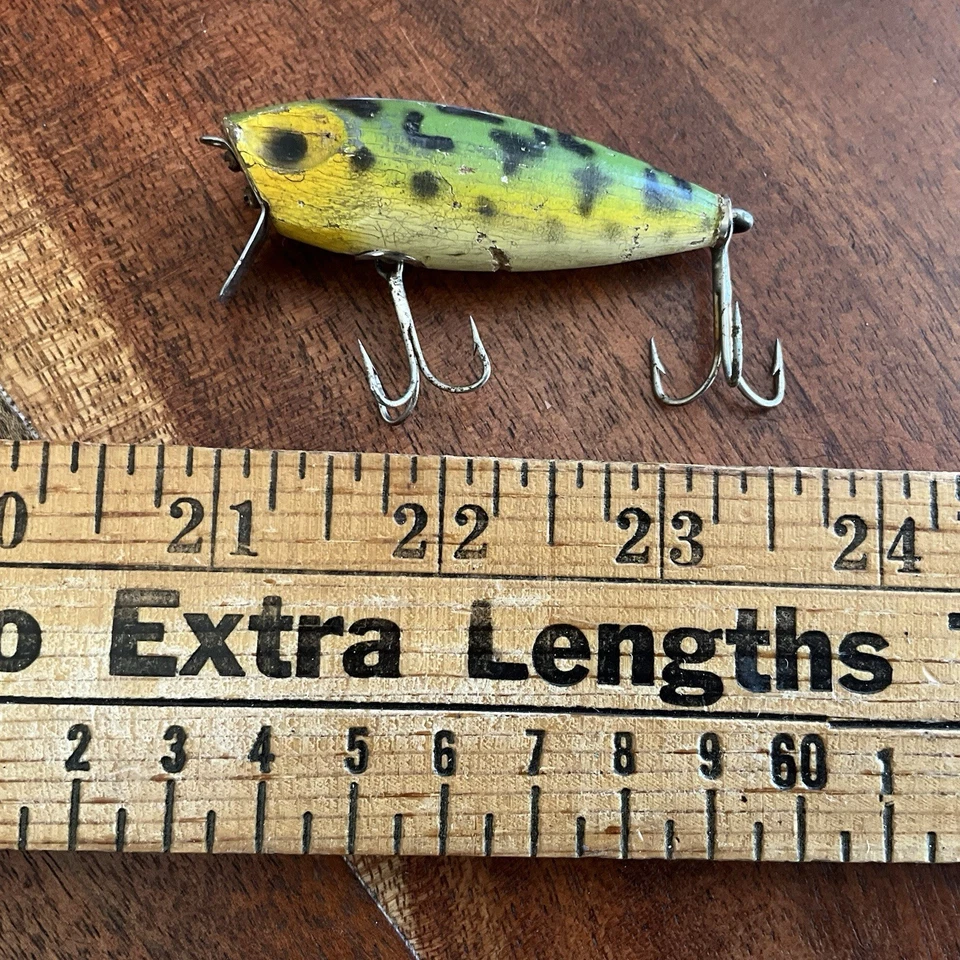 Vintage Milton Poe's Hand Painted Carved Cedar Fishing Lure - Image 1 of 4