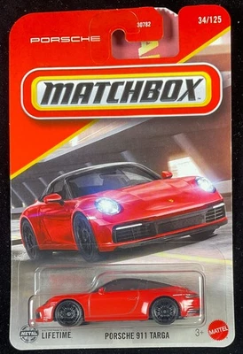 Porsche 911 Targa 2024 rojo, caja de cerillas 2025, coche deportivo Euro cupé, bonitos detalles Foto 1 de 4