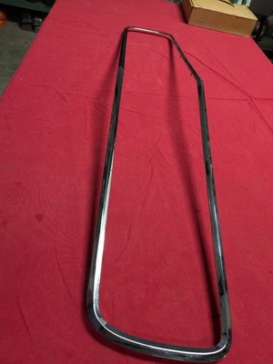 NOS 1969 Chevrolet Camaro RS RS/SS Z28 Pace grade de carro surround 3938642 GM 302 - Imagem 1 de 4