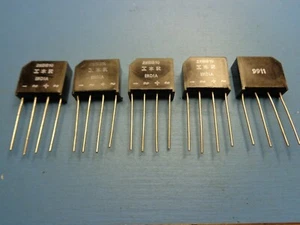 (5) Rectificador de puente monofásico IR 2KBB10 1.9A 100V 4 PINES SIP THRUHOLE I*R NUEVO DE LOTE ANTIGUO - Imagen 1 de 4