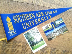 SOUTHERN ARKANSAS UNIVERSITY Pennant Magnolia, Arkansas "The Muleriders" - Picture 1 of 1
