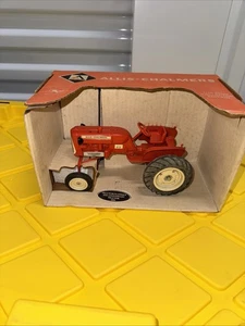 Allis Chalmers Model D-12 Toy Tractor "1993 Collector Edition" 1/16 Scale, Box - Picture 1 of 10