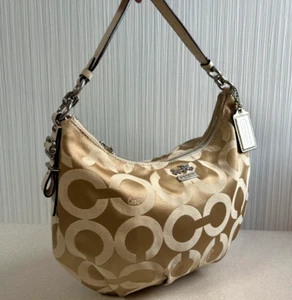 COACH Madison Op Art Signature Beige One Shoulder Bag Jacquard Leather Authentic - Picture 1 of 19