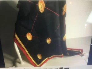 Nuevo con Etiquetas Talbots 100% Seda Transparente 21" Cuadrado Bufanda Icónico Logotipo Negro Dorado Rojo - Imagen 1 de 8