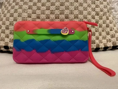 NUEVO SIN ETIQUETAS American Jewel Deliciosa Muñequera Gomosa Silicona 7" x 4" Corazón Rosa Con Joyas Foto 1 de 4