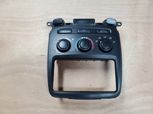2001-2007 Toyota Highlander Manual AC Climate Control Dash Bezel 84010-48260 - Picture 1 of 6