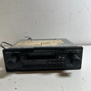 Radio reproductor de casete estéreo para automóvil Blaupunkt Louisville CM41 negro vintage - Imagen 1 de 13