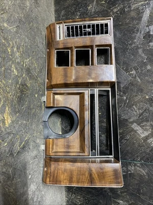 1978-1989 CADILLAC BROUGHAM PAINEL DE INSTRUMENTOS ACABAMENTO MOLDURA FLEETWOOD - Imagem 1 de 4