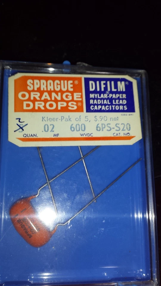 Nuevo de Lote Antiguo Paquete Contenedor Sprague Orange Drop 2 Condensadores .02 UF 600V 6PS-S20 Foto 1 de 1