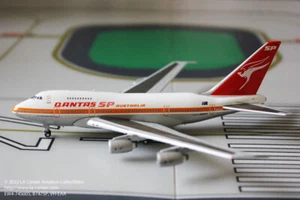 JC Wings Qantas Airways Australia Boeing 747SP in Old Color Diecast Model 1:400 - Picture 1 of 1