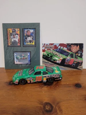 Bobby Labonte 1:24 Diecast Interestatal Baterías Coche, Tarjetas y Joe Gibbs Autógrafo Foto 1 de 4
