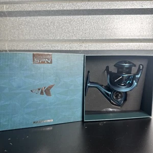 KastKing MegaJaws Spinning Brandungsangelrolle, 5000 5,2:1 - Bild 1 von 4
