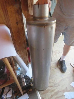 消声器(圆形风格 1)Mack 沃尔沃 Freightliner — 第 1/4 张图片