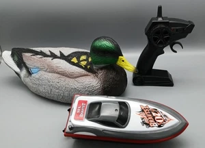 Decoy Remote Control Duck Boat Battery Operated WORKS - Picture 1 of 10