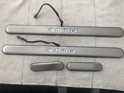 2011 Nissan куб, потертости пластина двери Abel, светодиод, справа и слева - Изображение 1 из 2