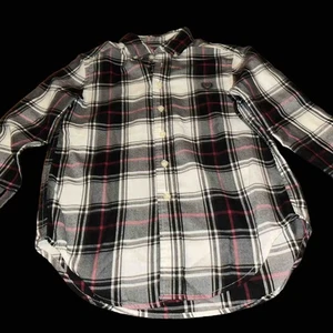 Chaps Plaid Button Up Shirt Boys Size Small 8 Black White Plaid Long Sleeve - Picture 1 of 5