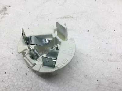 Oem Turn Signal Bulb Base socket VW Volkswagen Vanagon scirocco syncro quantum - Image 1 of 3