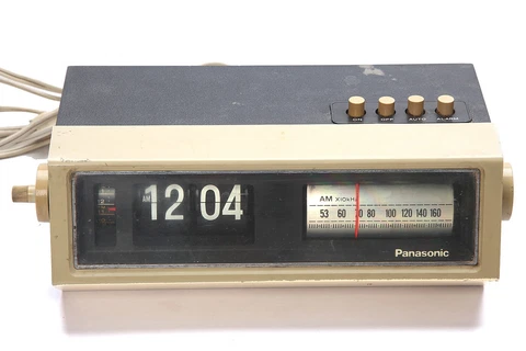 Rare Panasonic RC-1122 flip clock lighted alarm clock radio-made in Japan MCM Cover