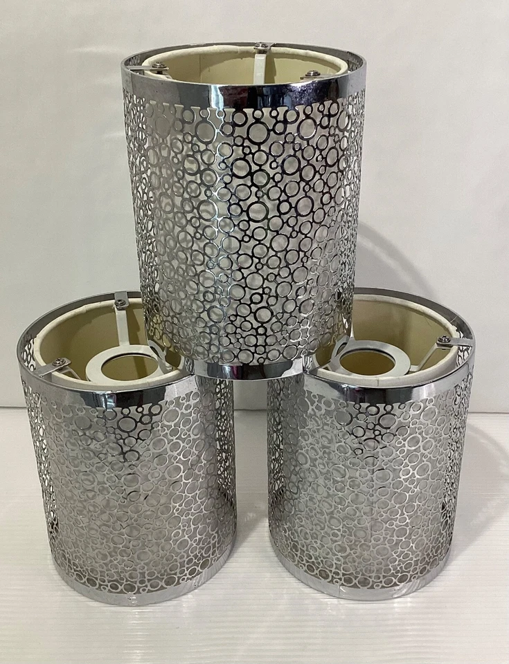 Набор светильников из трех металлических/пластиковых цветов серебристых/ванильных - Изображение 1 из 4