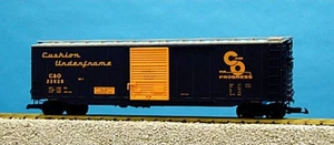 USA Trains G Scale R19306A 50 Ft Steel Box Car, Chessie #22628 - Picture 1 of 3