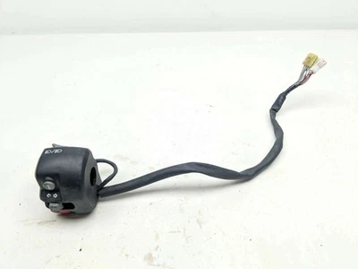 Interruptor de faros de control izquierdo Triumph Street Twin 18 Foto 1 de 4