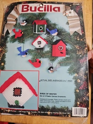 Juego De 9 Adornos De Lona Plástica Vintage Bucilla Birds Of Winter Kit 61156 ¡Nuevo! Foto 1 de 2