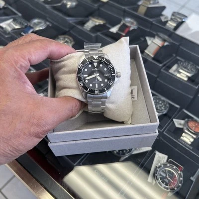 New❤️Seiko Solar Diver Black Dial 🕷️Steel Bracelet Men's Watch SNE597(BNS)!! - Image 1 of 4