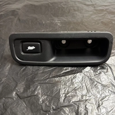 2016-2022 HONDA PILOT POWER LIFTGATE PULL POCKET CLOSE SWITCH OEM 84444TG7A100 - Image 1 of 4