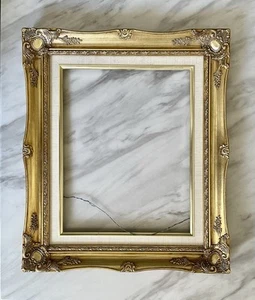Vintage Ornate Gilded Wood Frame Fits 11”x14” Made In Taiwan - Picture 1 of 7