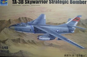 1/48 Douglas TA-3B Skywarrior by Trumpeter  - Picture 1 of 2