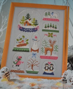 Nur Kreuzstichkarte - Eine Sammlung Schneekugeln Weihnachten Sampler - Bild 1 von 1
