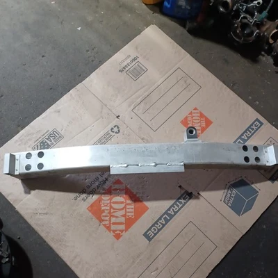 Infiniti G25 G35 G37 2008-2015 sedán parachoques delantero refuerzo barra de impacto OEM Foto 1 de 4