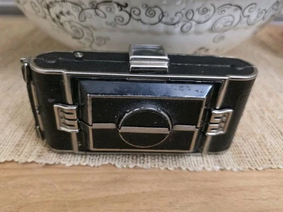 Cámara fotográfica plegable de 127 puertas de granero Balda Pierette 1932 rara Foto 1 de 4